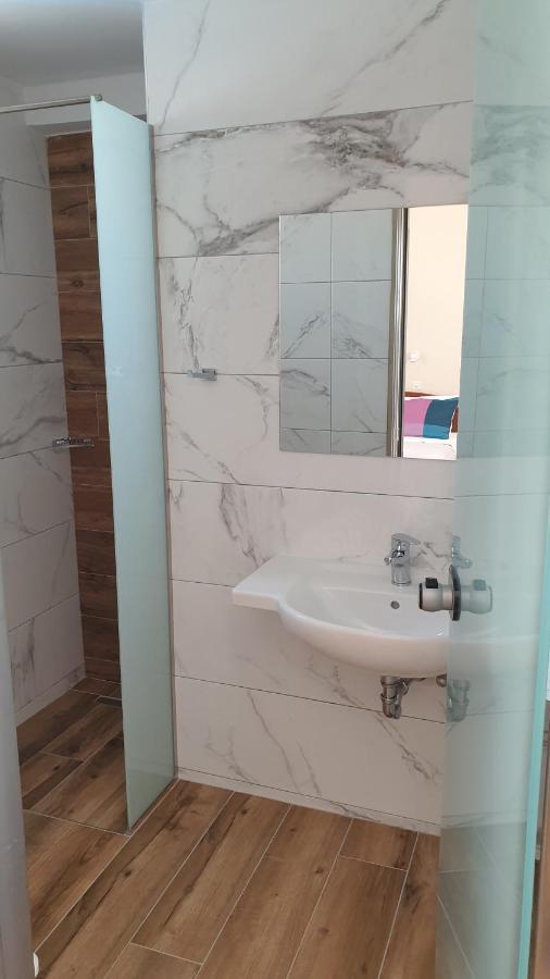 Miros Hotel Apartments Tigkaki  Ngoại thất bức ảnh