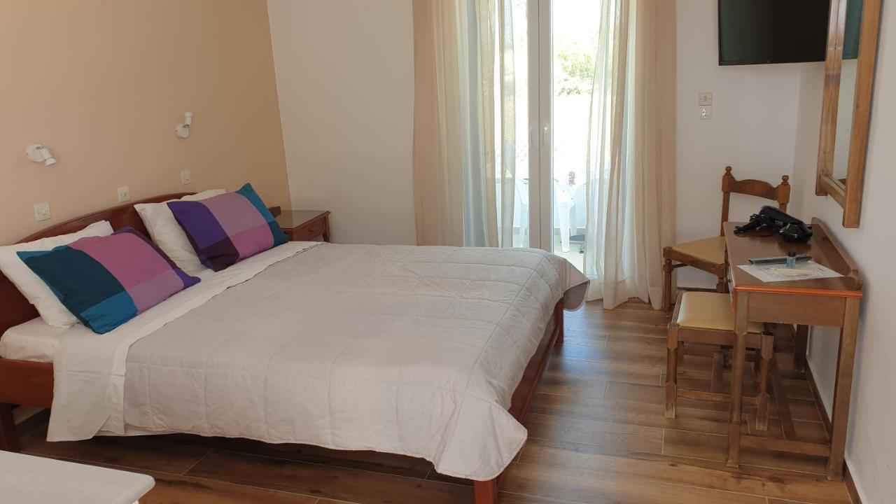 Miros Hotel Apartments Tigkaki  Ngoại thất bức ảnh
