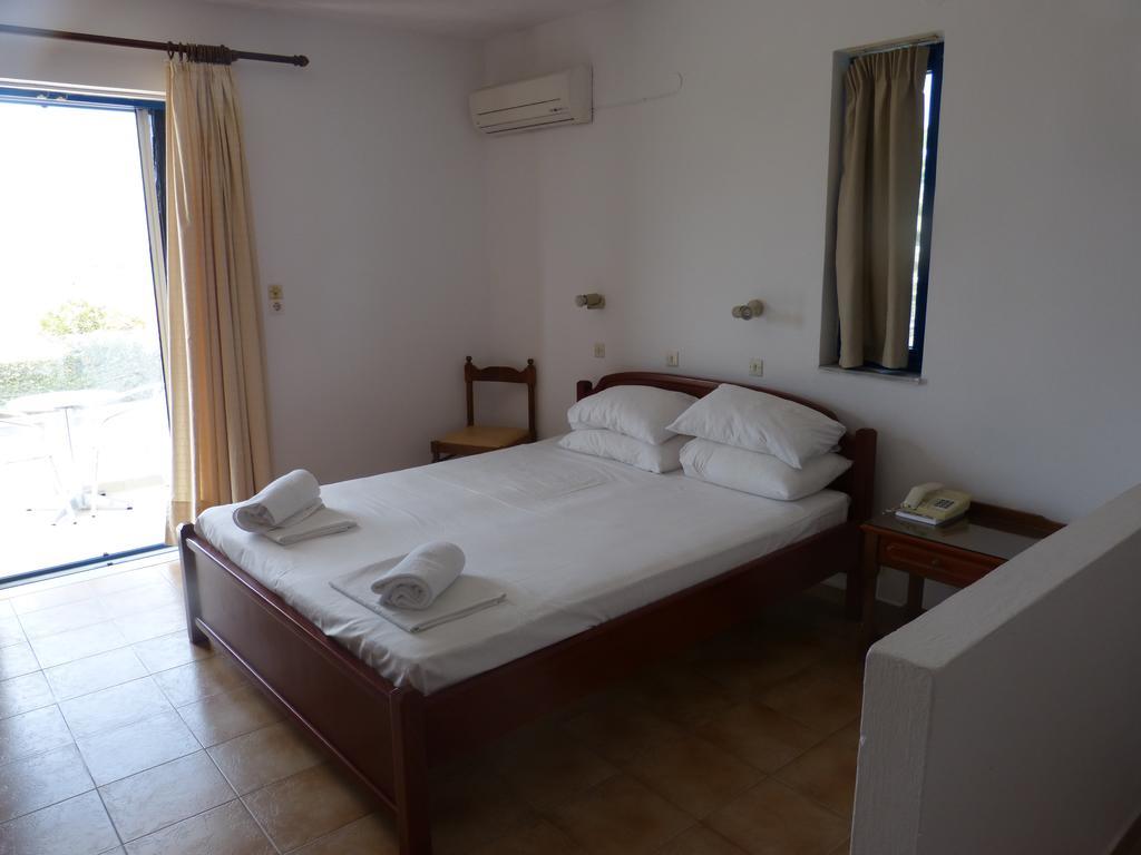 Miros Hotel Apartments Tigkaki  Ngoại thất bức ảnh